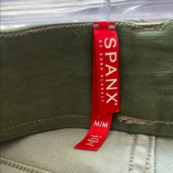 SPANX Gray Green Camouflage Women's stretch Shorts - Picture 3 of 6